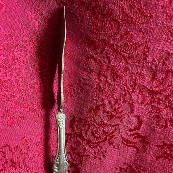 Wm A Rogers Silver Plate A1 Twisted Handle Butter Knife Ornate Antique Vitorian - Picture 2 of 6